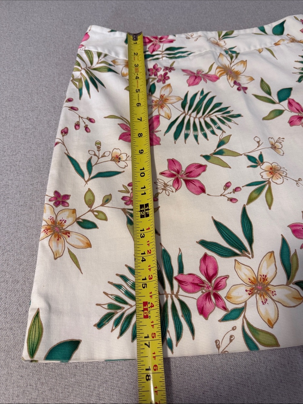 Rafaella White A-Line Skirt with Pink Floral & Green Leaf Print SZ6 - Picture 7 of 12